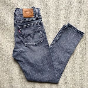 Levi’s the Wedgie Jeans